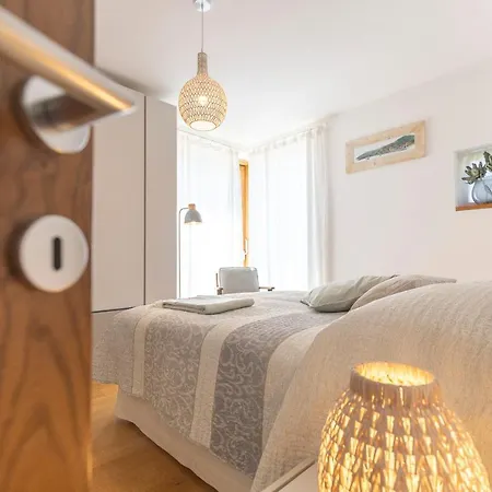 La Con Piscina Privata 4*