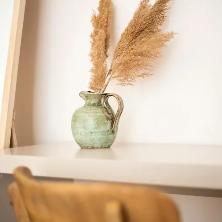 La Con Piscina Privata Gæstehus 4*